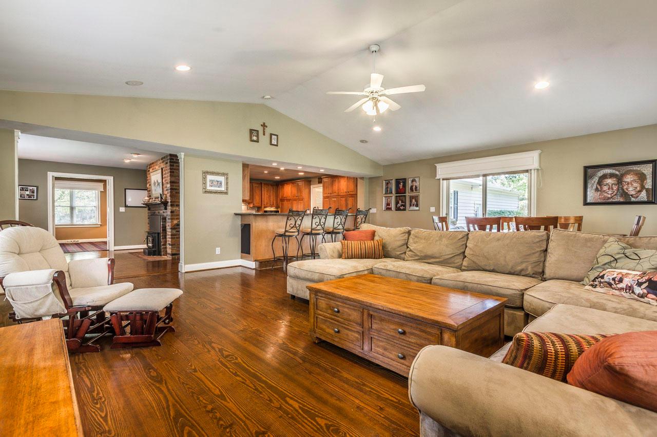 3931 Newhall Road Columbus, OH 43220 - Photo 17 of 58 Gallery Image 17