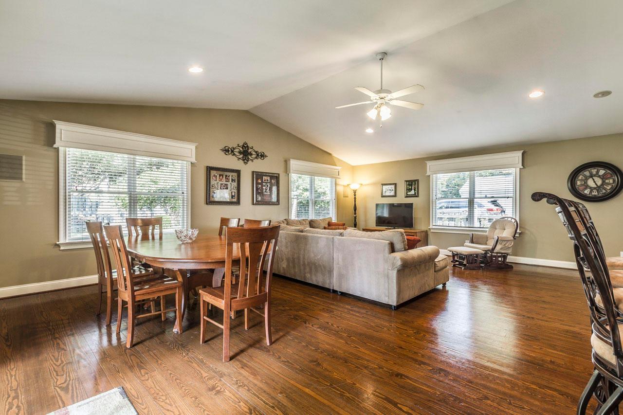 3931 Newhall Road Columbus, OH 43220 - Photo 19 of 58 Gallery Image 19
