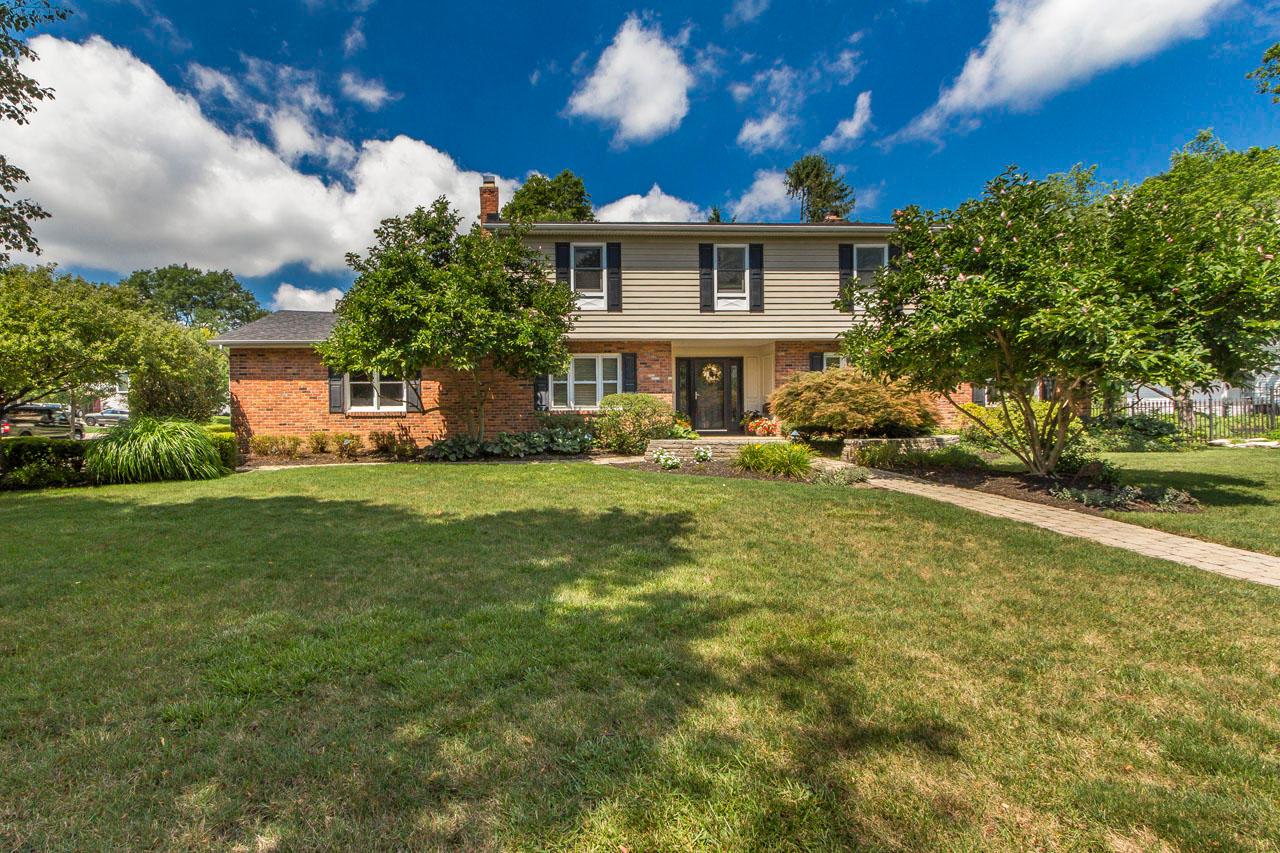 3931 Newhall Road Columbus, OH 43220 - Photo 2 of 58 Gallery Image 2