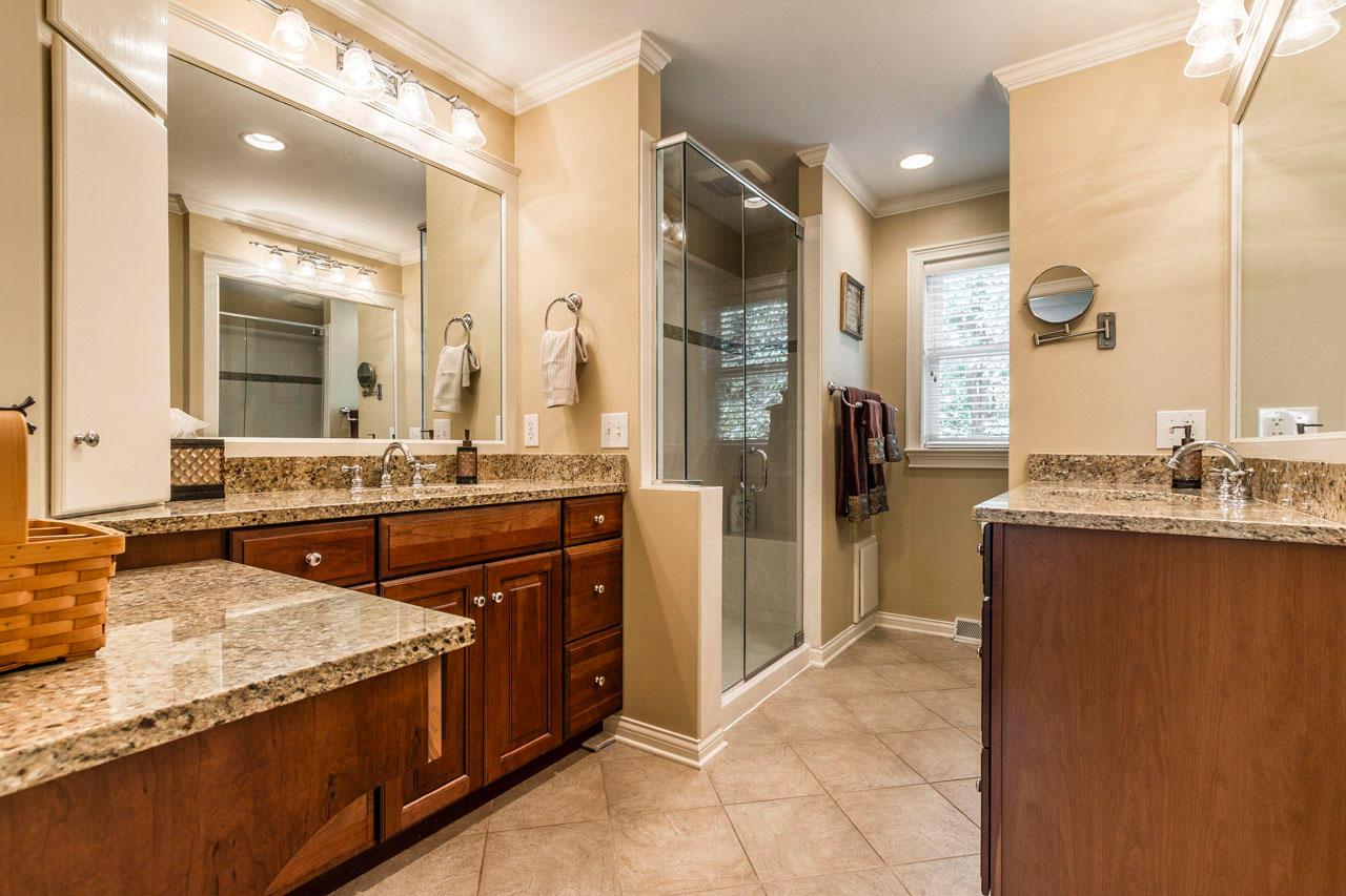 3931 Newhall Road Columbus, OH 43220 - Photo 33 of 58 Gallery Image 33