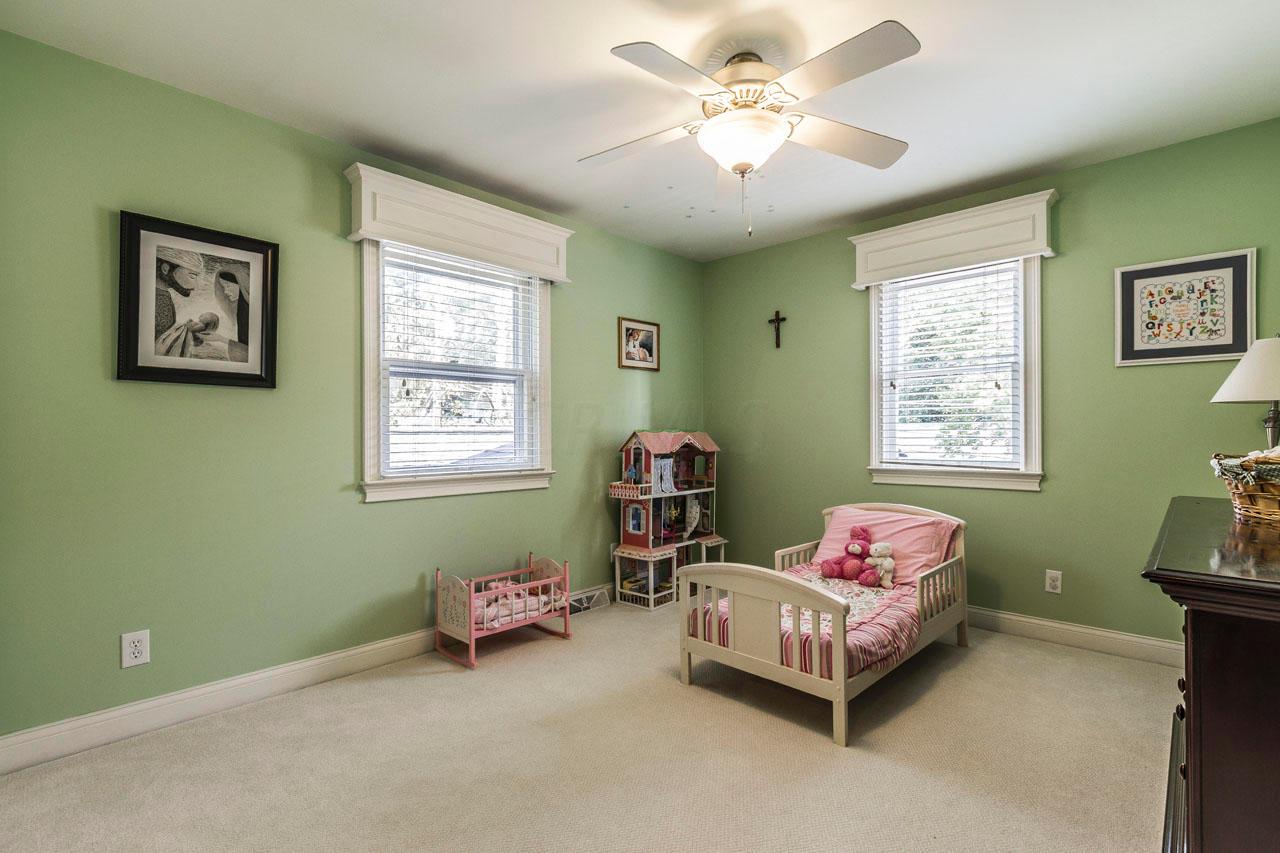 3931 Newhall Road Columbus, OH 43220 - Photo 36 of 58 Gallery Image 36