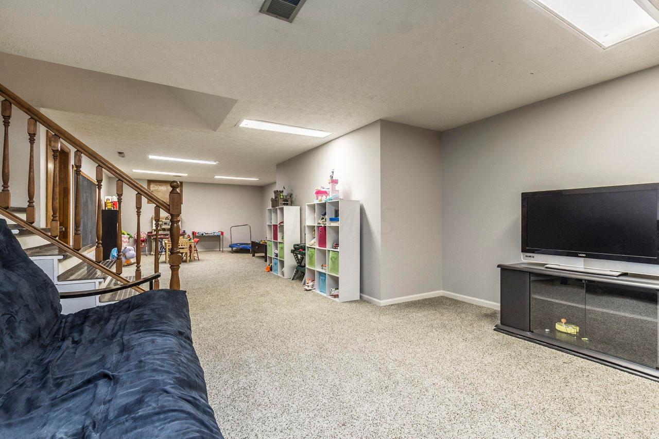 3931 Newhall Road Columbus, OH 43220 - Photo 43 of 58 Gallery Image 43
