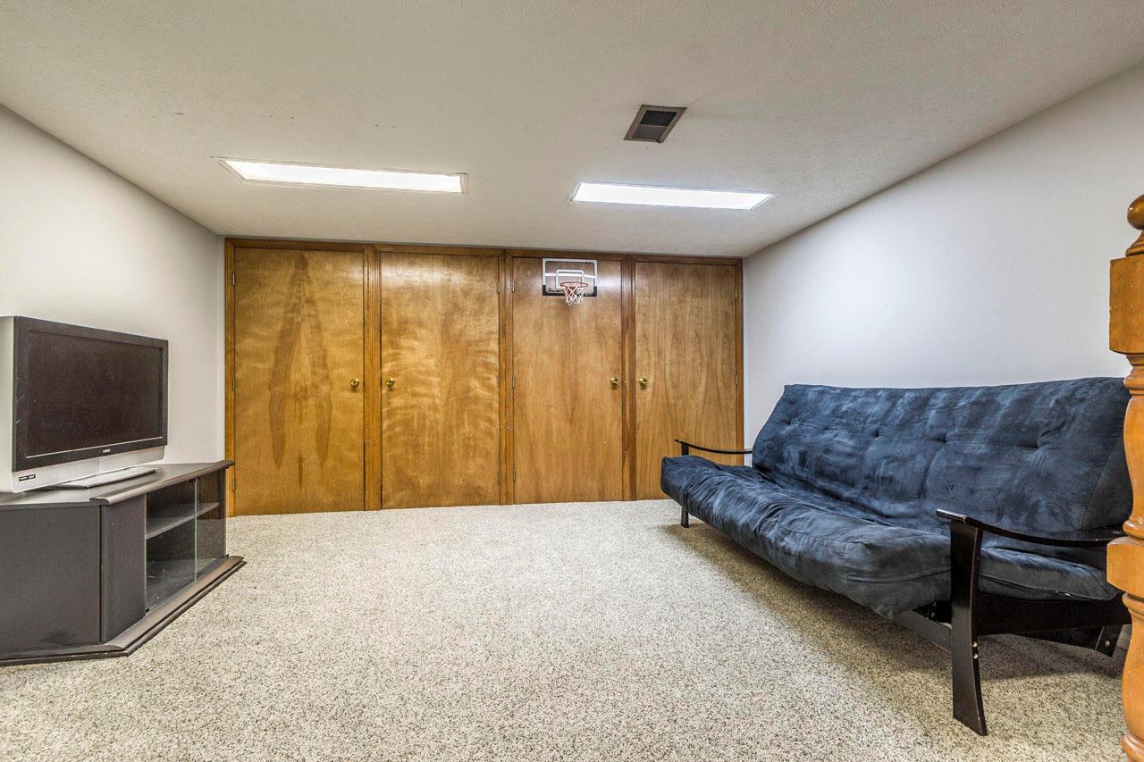 3931 Newhall Road Columbus, OH 43220 - Photo 45 of 58 Gallery Image 45