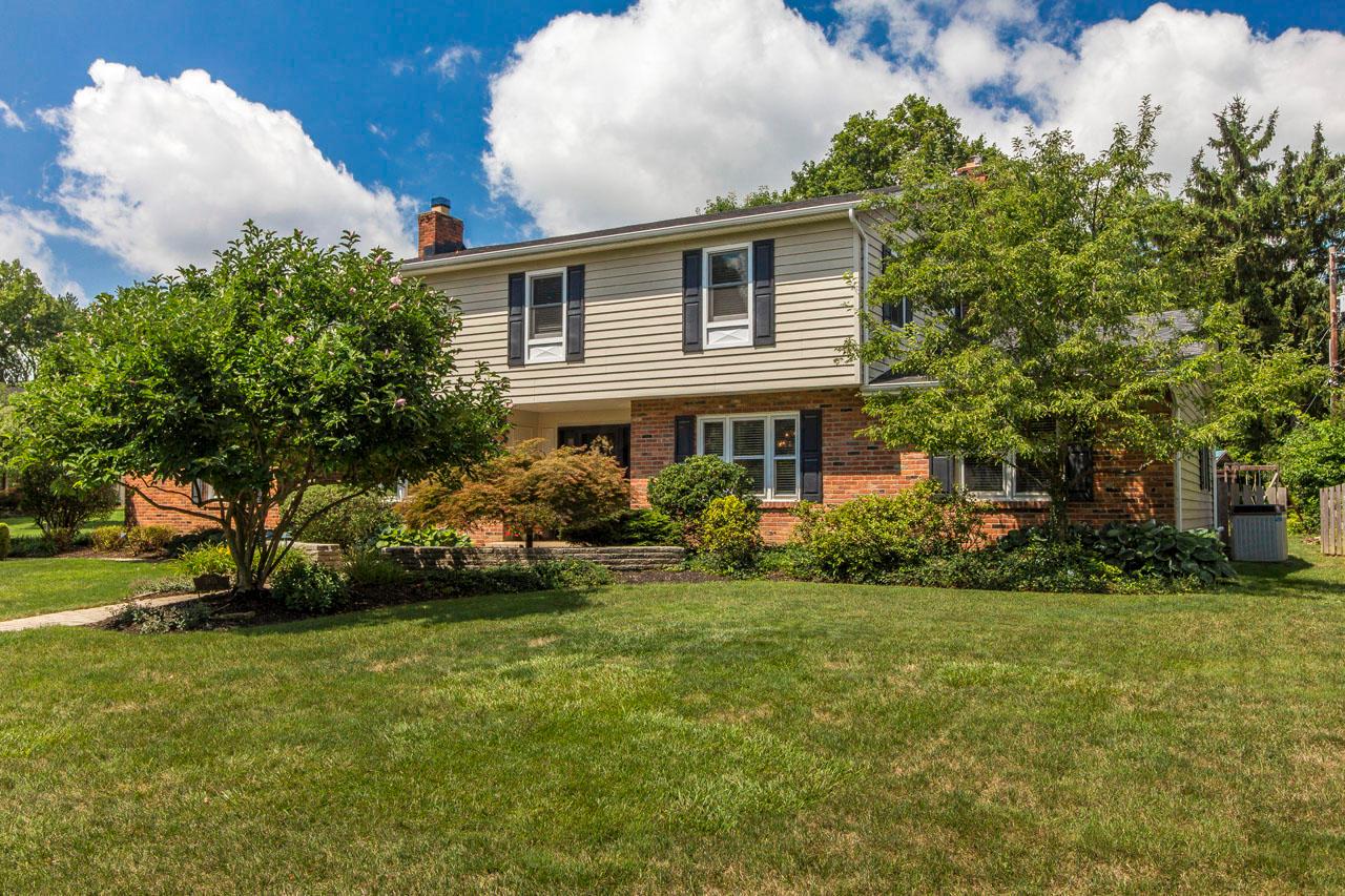 3931 Newhall Road Columbus, OH 43220 - Photo 5 of 58 Gallery Image 5