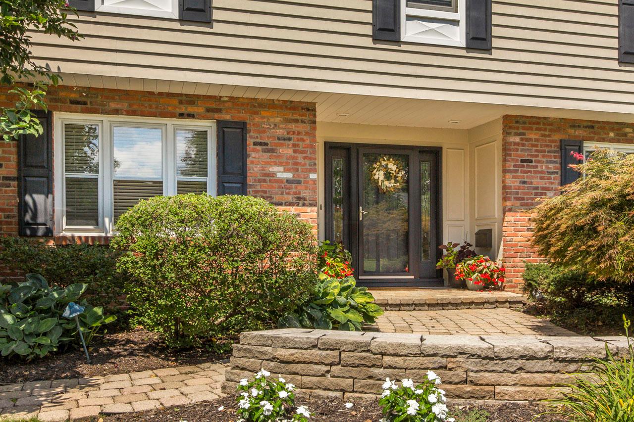 3931 Newhall Road Columbus, OH 43220 - Photo 6 of 58 Gallery Image 6