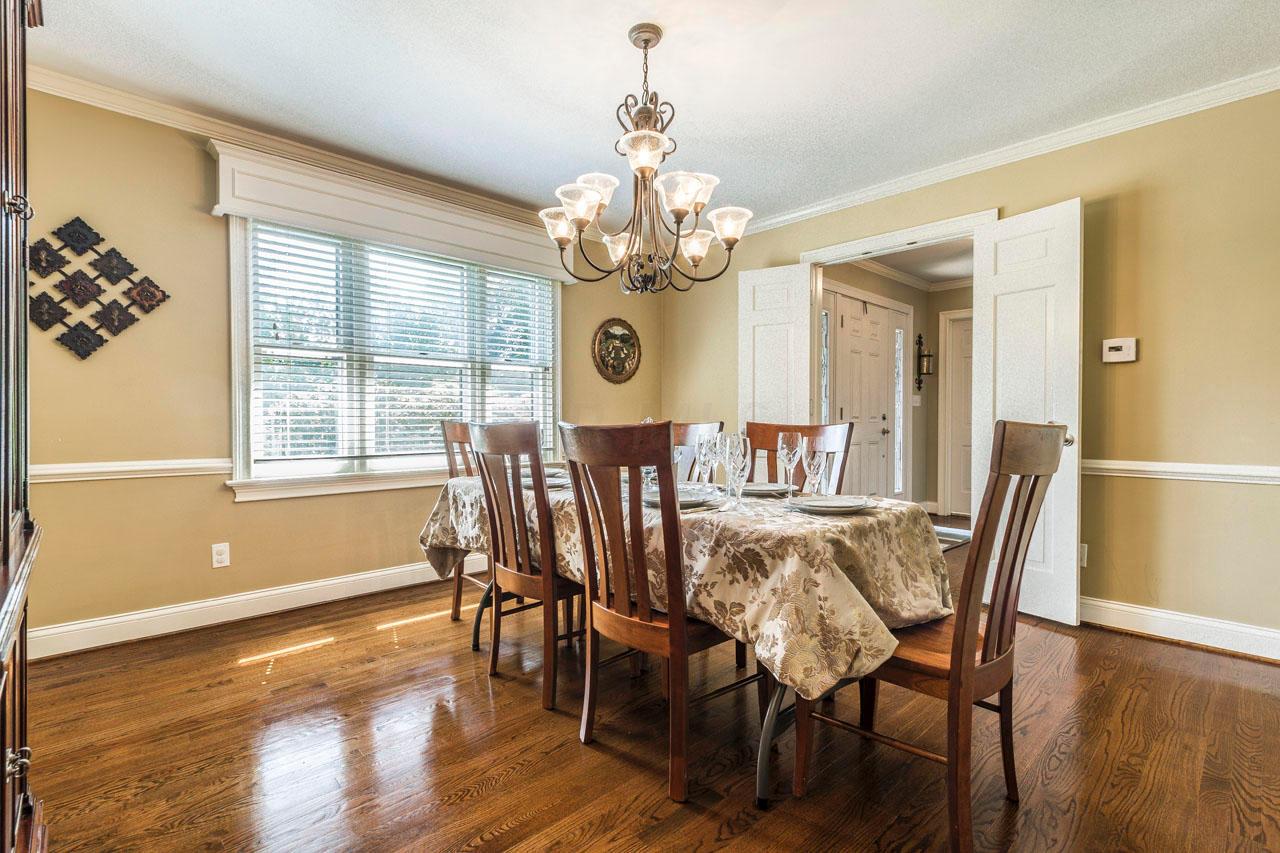 3931 Newhall Road Columbus, OH 43220 - Photo 10 of 58 Gallery Image 10