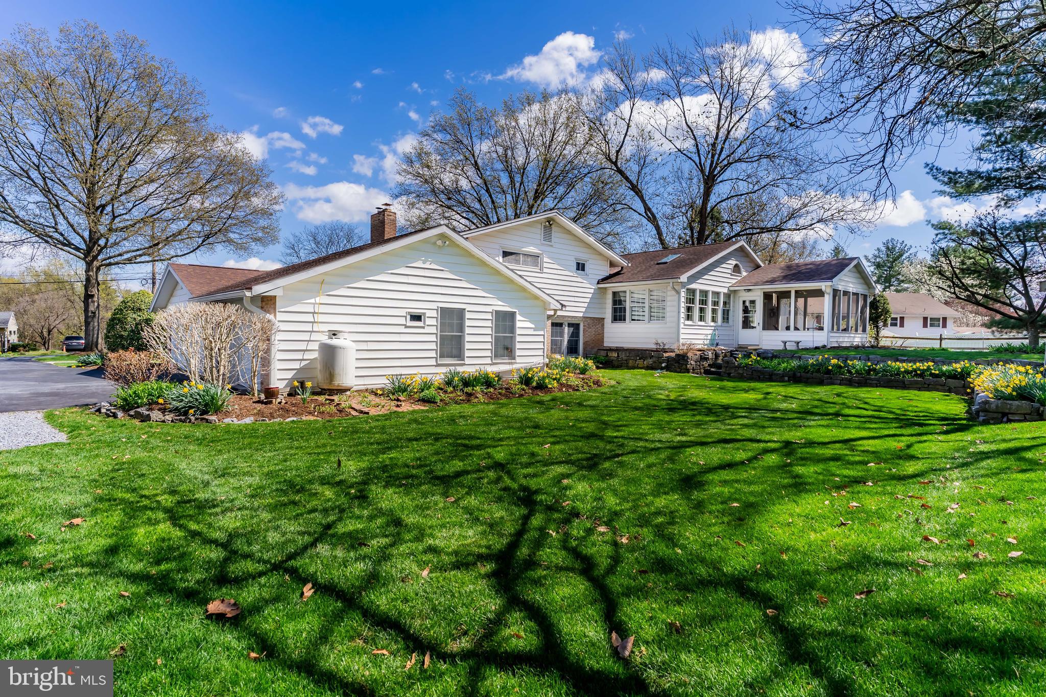 1120 Green Tree Road Harrisburg, PA 17112 - Photo 39 of 53 Back View