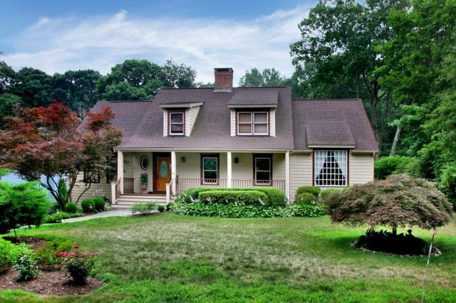 40 Rayfield Road Westport, CT 06880 - Photo 1 of 1