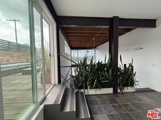 a view of sitting area with furniture