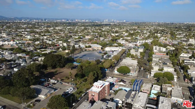 $2,850,000 | 1322 Innes Place, Venice, CA 90291