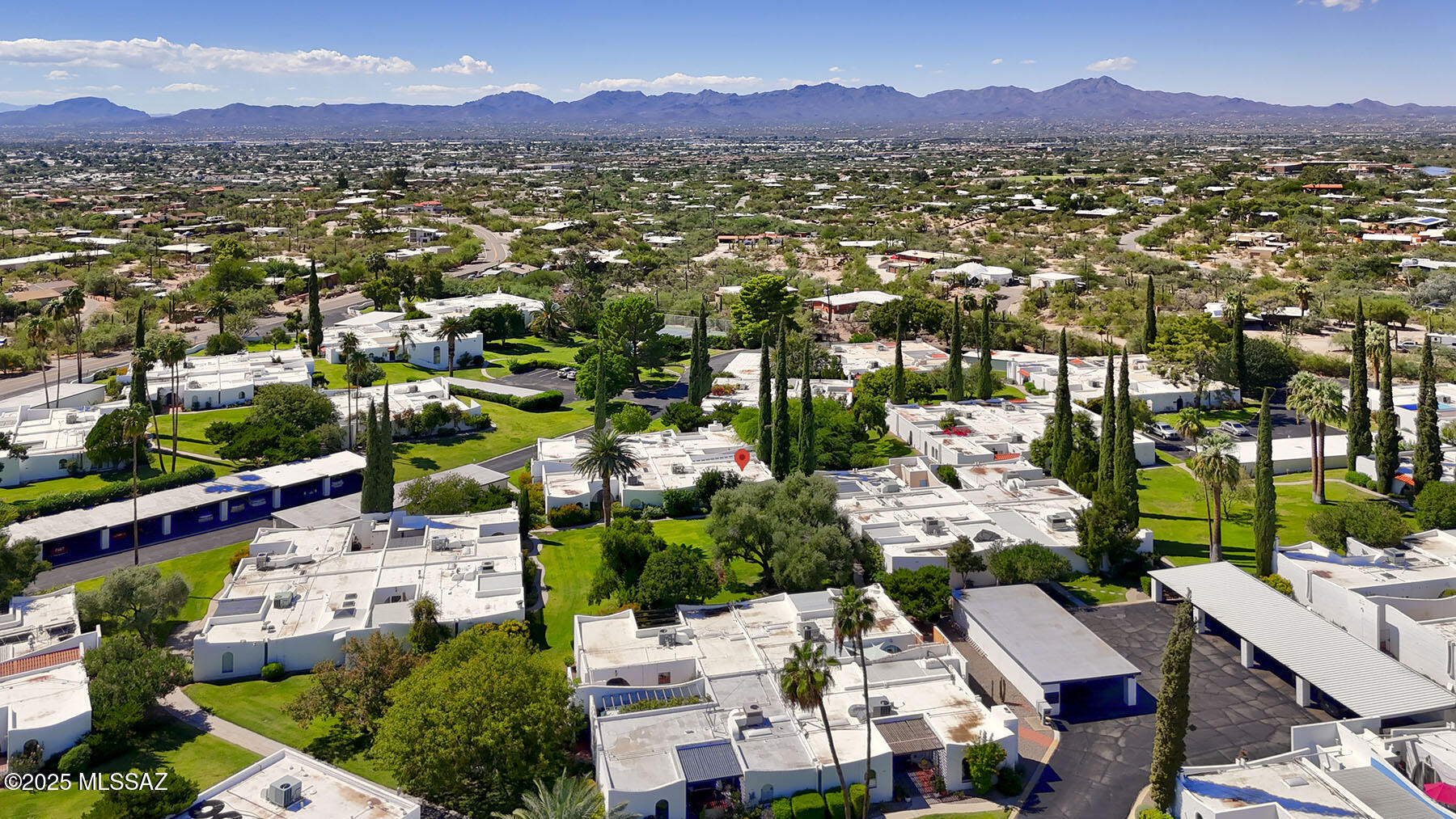 670 West Roller Coaster Road Tucson, AZ 85704 - Photo 3 of 32 Gallery Image 3