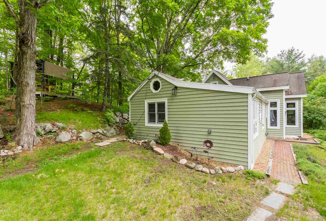 224 Raymond Road Nottingham, NH 03290 - Photo 4 of 38