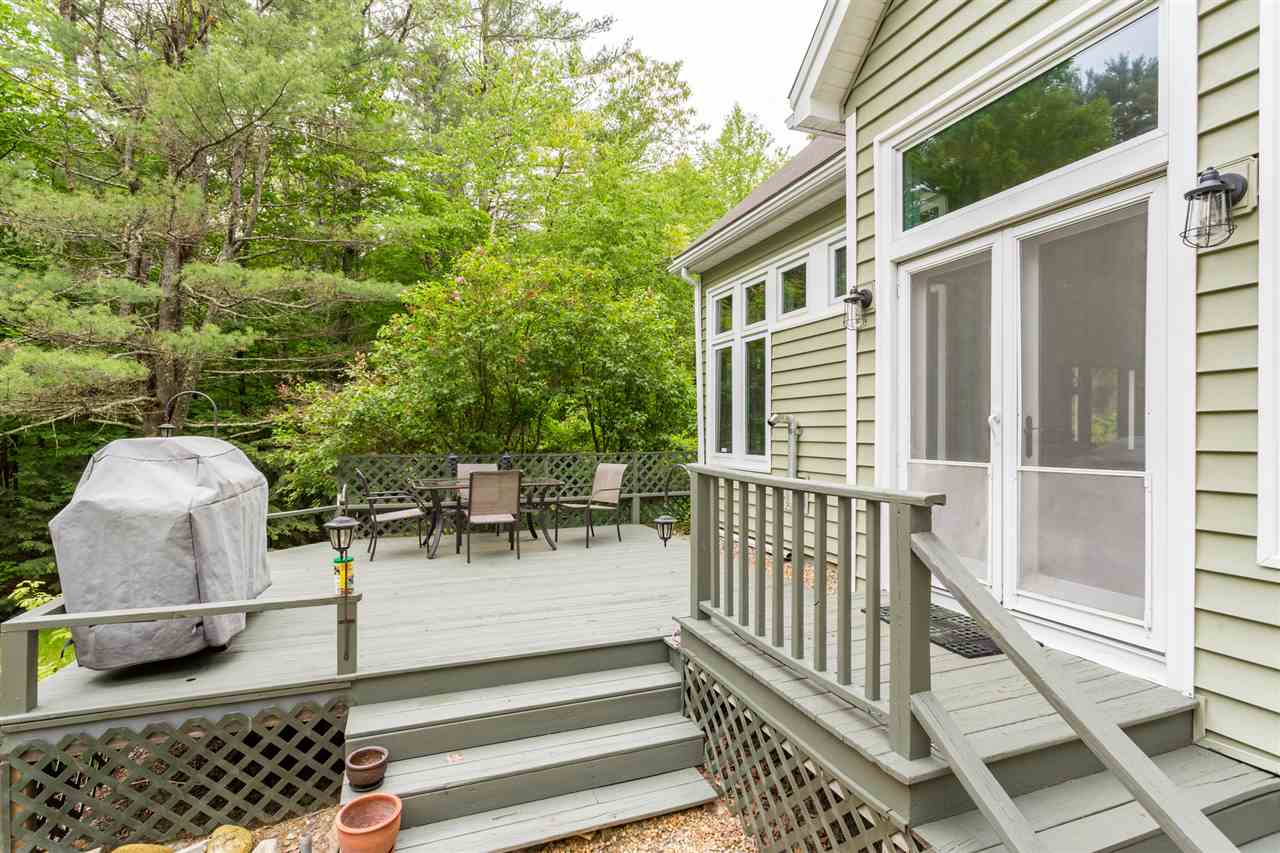 224 Raymond Road Nottingham, NH 03290 - Photo 8 of 38