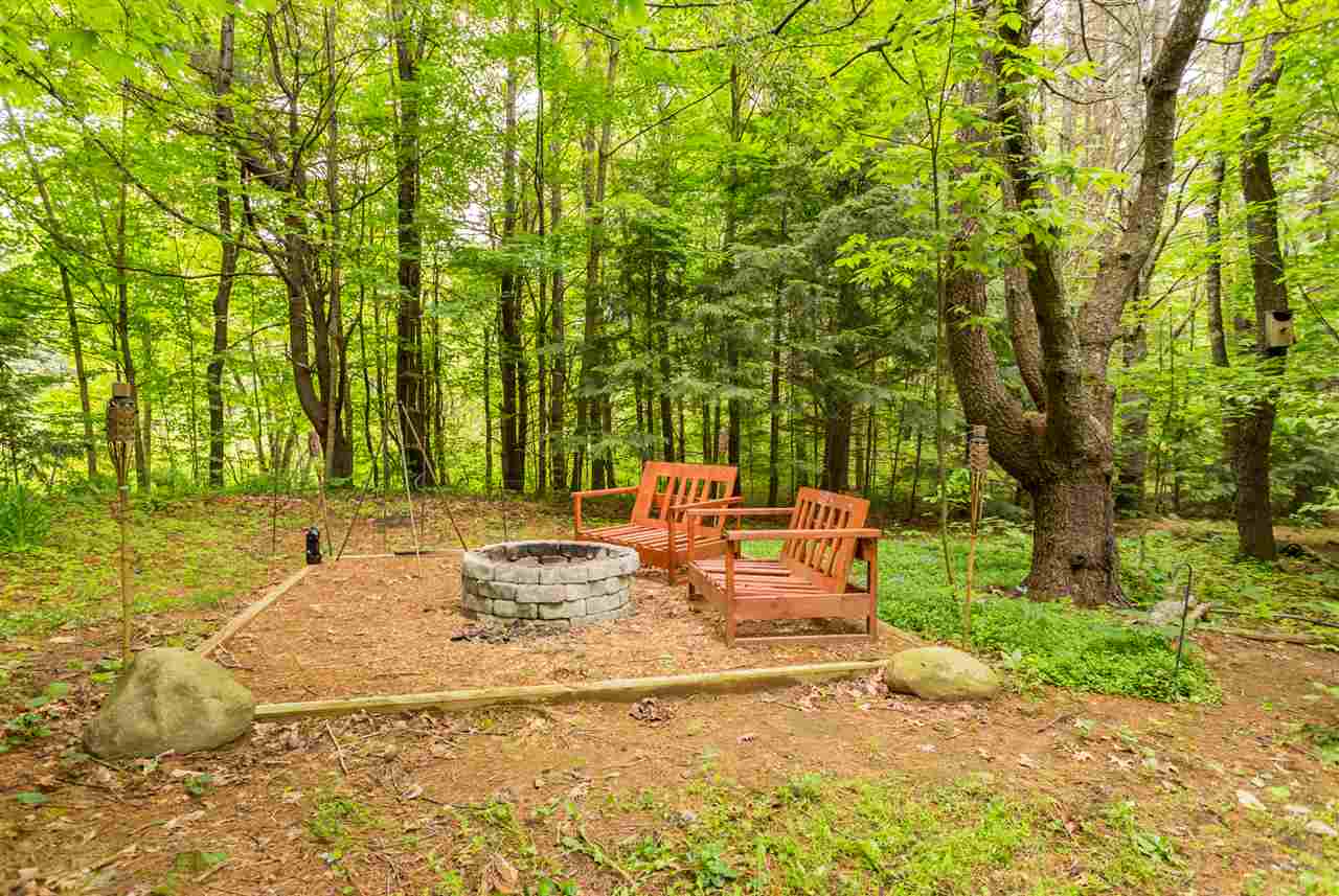 224 Raymond Road Nottingham, NH 03290 - Photo 10 of 38