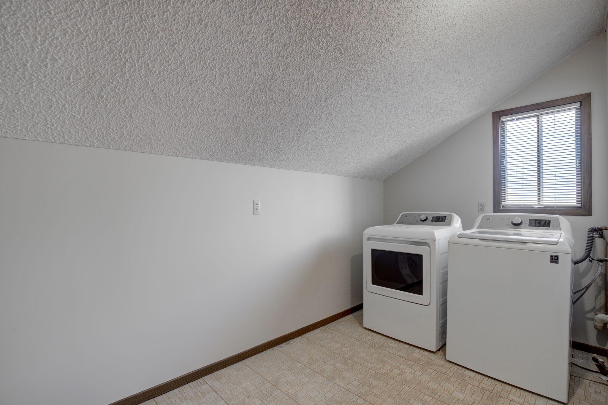 2226 Kings Valley Road East Golden Valley, MN 55427 - Photo 20 of 20