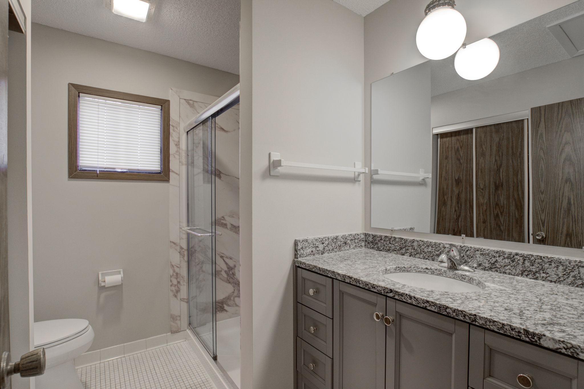 2226 Kings Valley Road East Golden Valley, MN 55427 - Photo 5 of 20