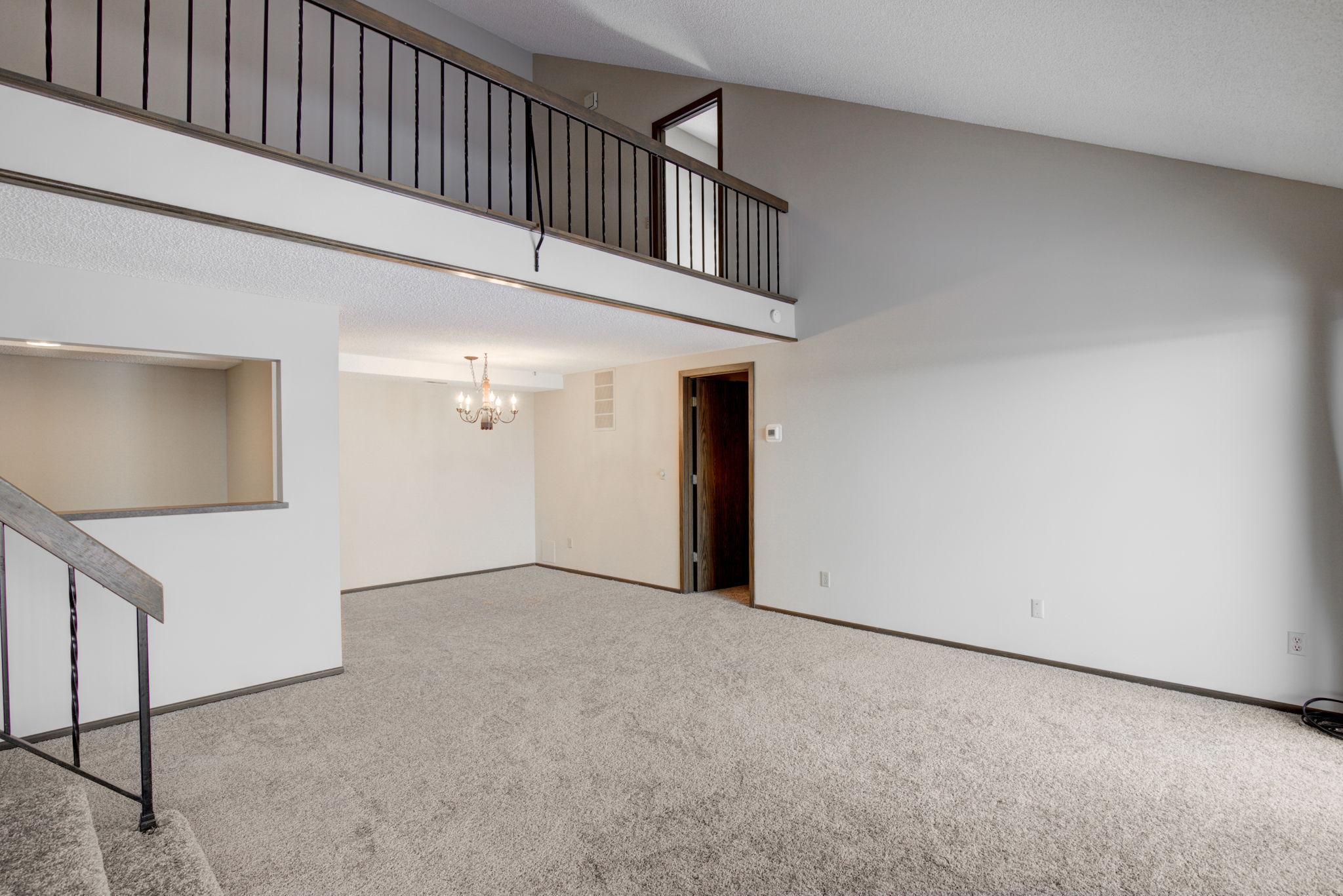 2226 Kings Valley Road East Golden Valley, MN 55427 - Photo 9 of 20