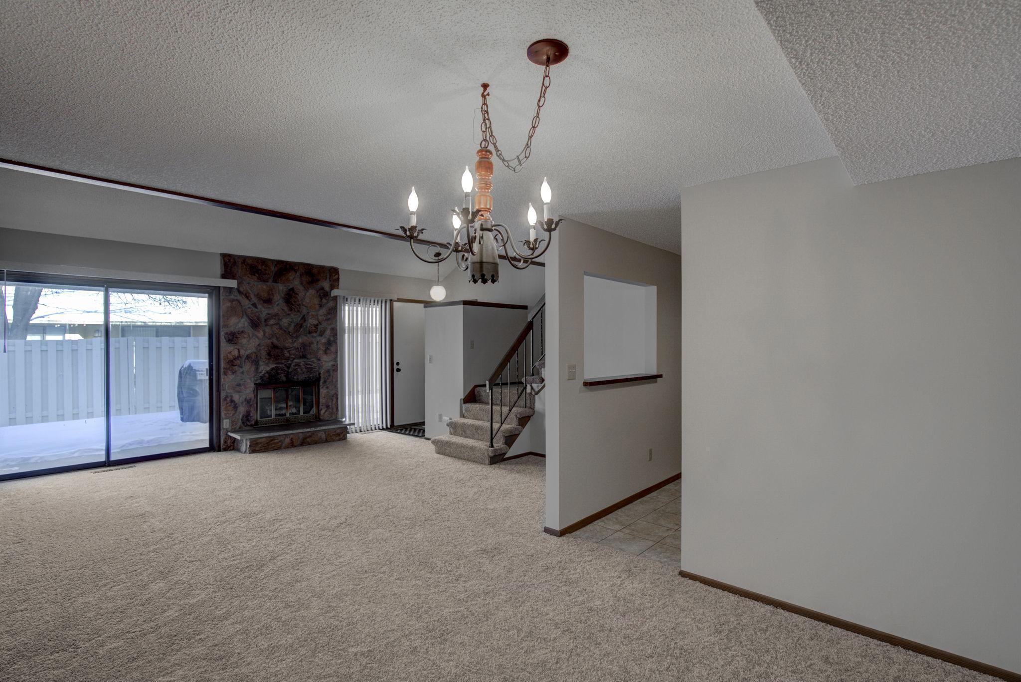 2226 Kings Valley Road East Golden Valley, MN 55427 - Photo 10 of 20