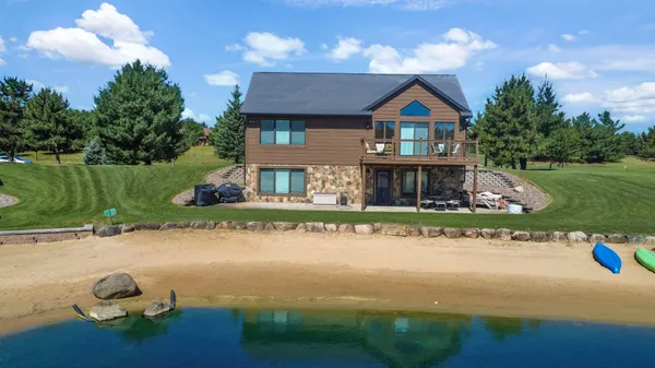 $499,000 | N8062 15th Avenue, New Lisbon, WI 53950
