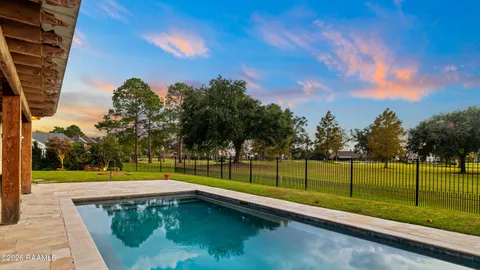 $750,000 | 204 Inverness Lane, Broussard, LA 70518