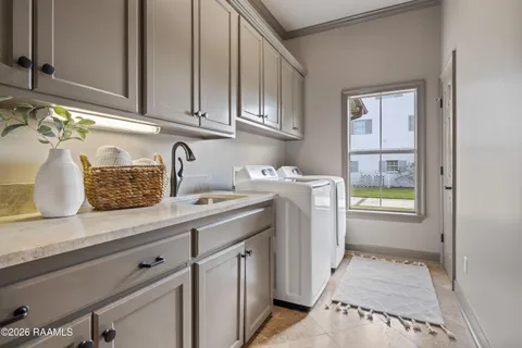$750,000 | 204 Inverness Lane, Broussard, LA 70518
