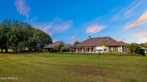 $750,000 | 204 Inverness Lane, Broussard, LA 70518