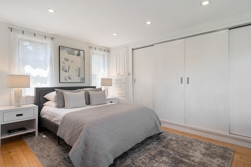 201 West Springfield Street, Unit 3 Boston, MA 02118 - Photo 11 of 21 a bedroom with a bed and a window