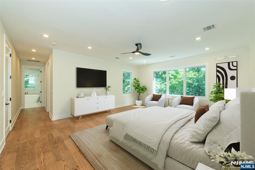 778 Wynetta Place Paramus, NJ 07652 - Photo 20 of 44 Gallery Image 20