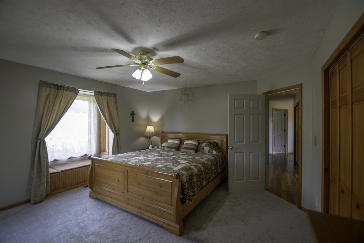 7302 East Birch Point Road Traverse City, MI 49684 - Photo 17 of 50 1867305-16.JPG