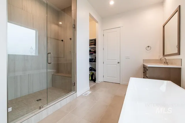 $579,999 | 5610 Sparky Avenue, Caldwell, ID 83607