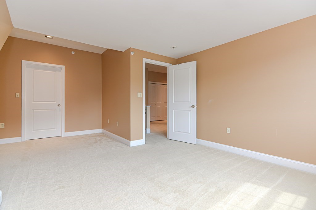 12 Brookside Road, Unit 34 Westford, MA 01886 - Photo 16 of 28 Gallery Image 16