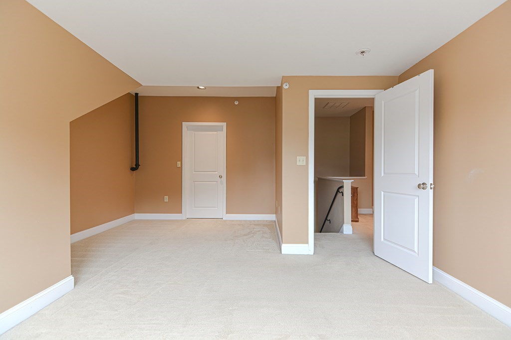 12 Brookside Road, Unit 34 Westford, MA 01886 - Photo 17 of 28 Gallery Image 17
