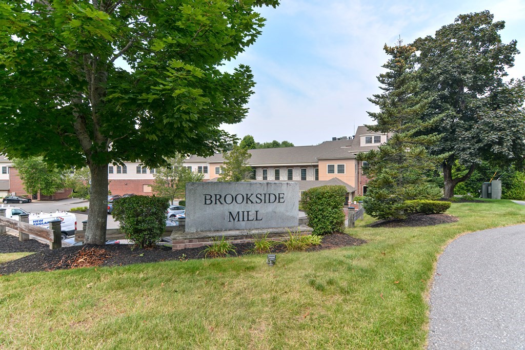12 Brookside Road, Unit 34 Westford, MA 01886 - Photo 23 of 28 Gallery Image 23
