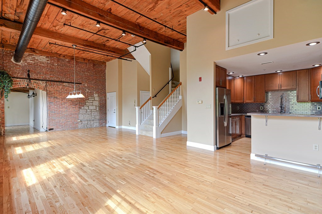 12 Brookside Road, Unit 34 Westford, MA 01886 - Photo 4 of 28 Gallery Image 4