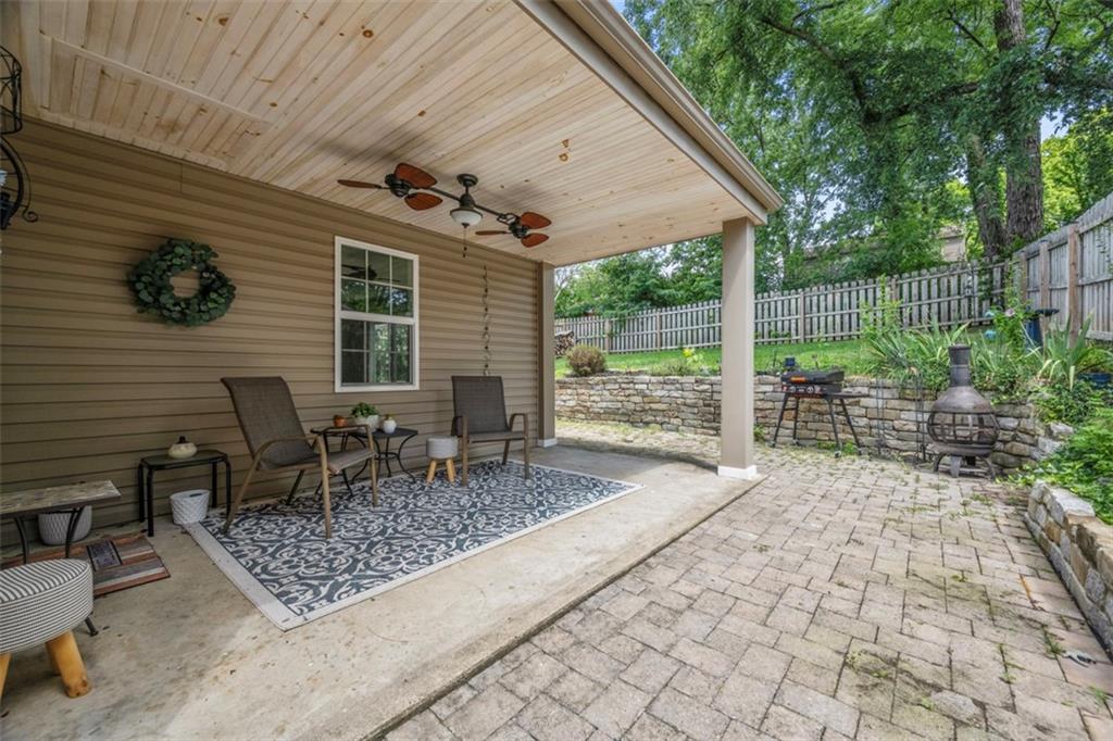 441 Old Farm Road Pittsburgh, PA 15228 - Photo 27 of 33 a backyard of a house with table and chairs