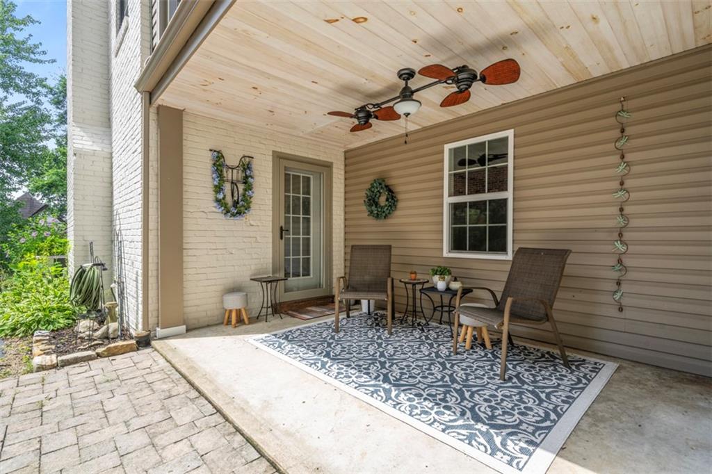441 Old Farm Road Pittsburgh, PA 15228 - Photo 28 of 33 a backyard of a house with outdoor seating