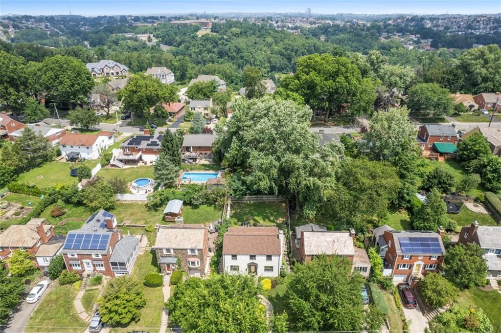 441 Old Farm Road Pittsburgh, PA 15228 - Photo 32 of 33 an aerial view of residential houses with outdoor space and trees