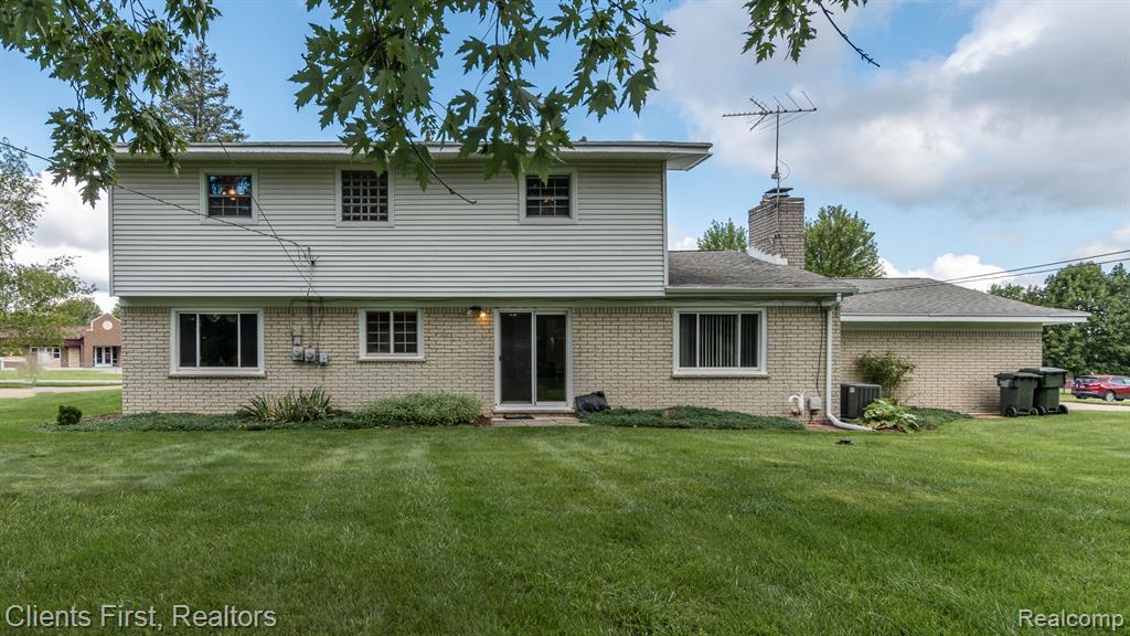 627 Castlebar Drive Rochester Hills, MI 48309 - Photo 24 of 34