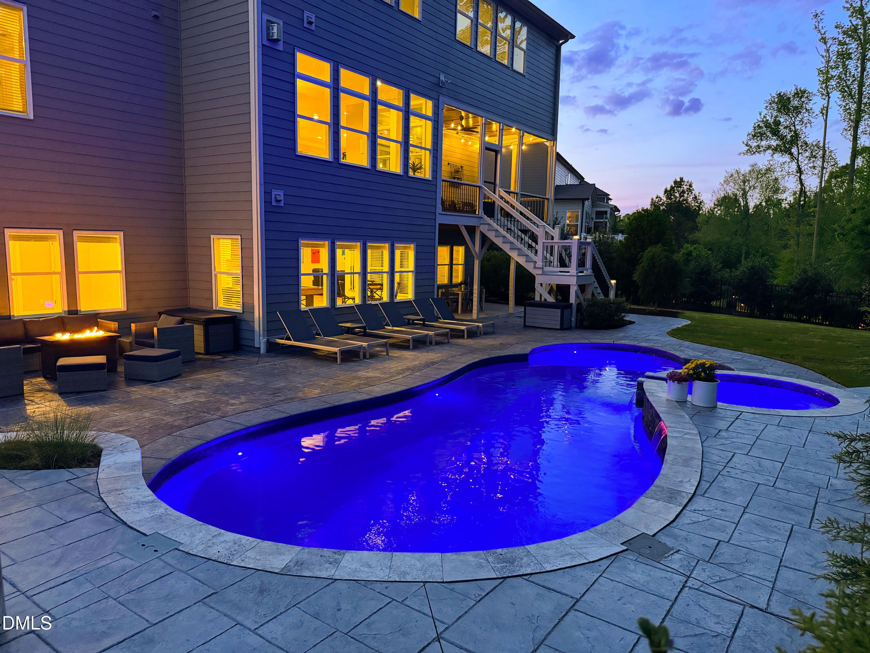 3223 Bellamy Ridge Drive Apex, NC 27523 - Photo 8 of 73 010-20260411-IMG_7245