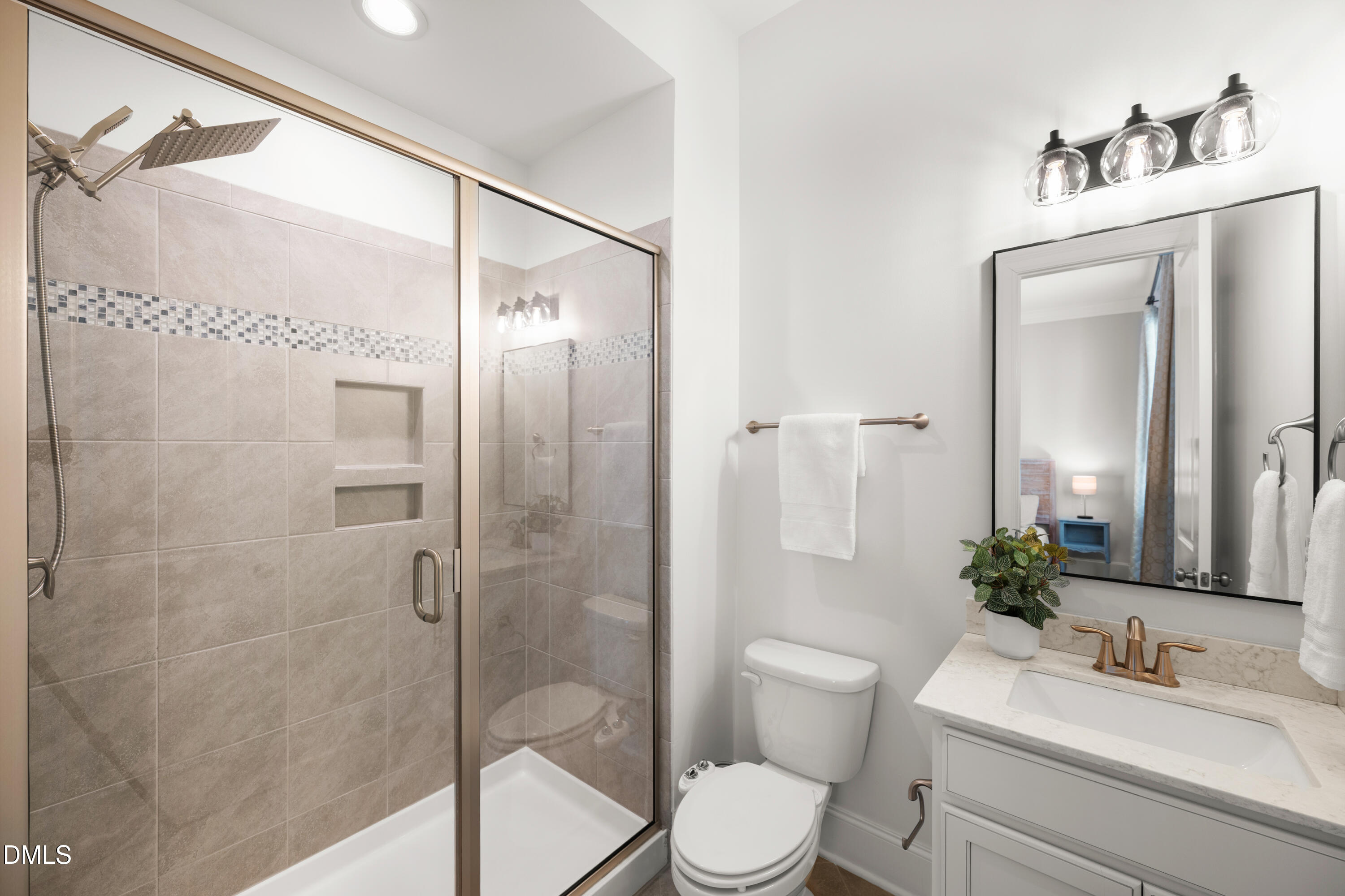 3223 Bellamy Ridge Drive Apex, NC 27523 - Photo 33 of 73 020-14_13 -3223 bellamy ridge dr, interi