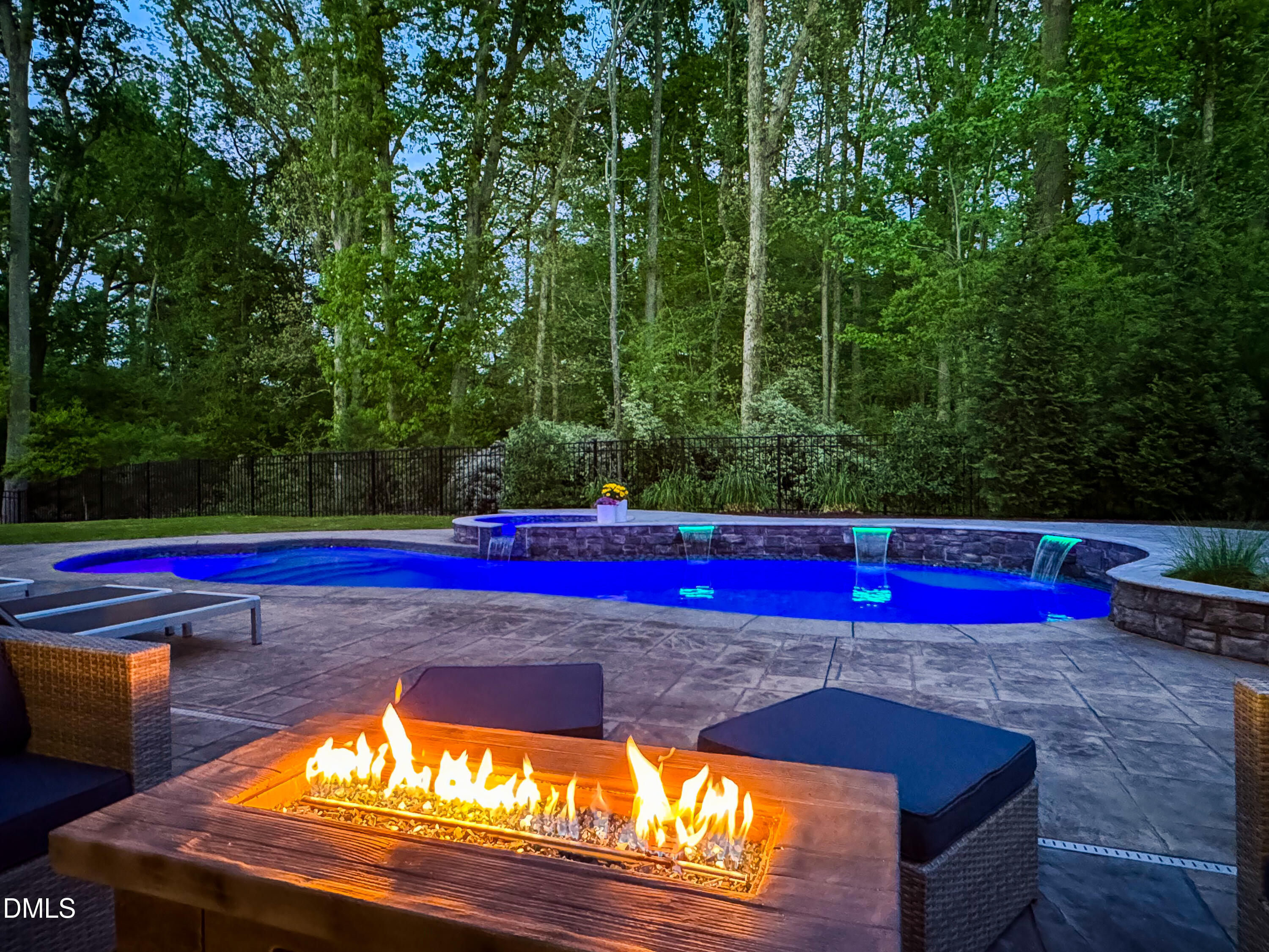 3223 Bellamy Ridge Drive Apex, NC 27523 - Photo 7 of 73 009-20260411-IMG_7240