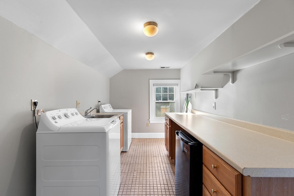 77 Bennett Street, Unit 2 Boston, MA 02135 - Photo 19 of 25 Gallery Image 19