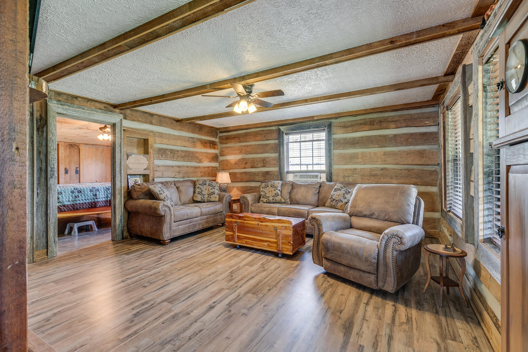 1065 Snowflake Road Surgoinsville, TN 37873 - Photo 7 of 48 007
