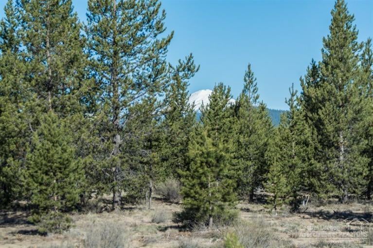 153 Sunstone Loop Bend, OR 97707 - Photo 1 of 21 Gallery Image 1