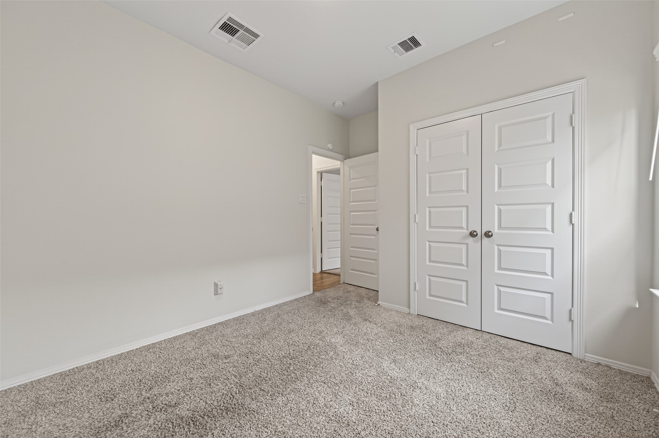 23222 Spring Genesis Lane Katy, TX 77493 - Photo 25 of 43 Private closet for this bedrooms own storage!