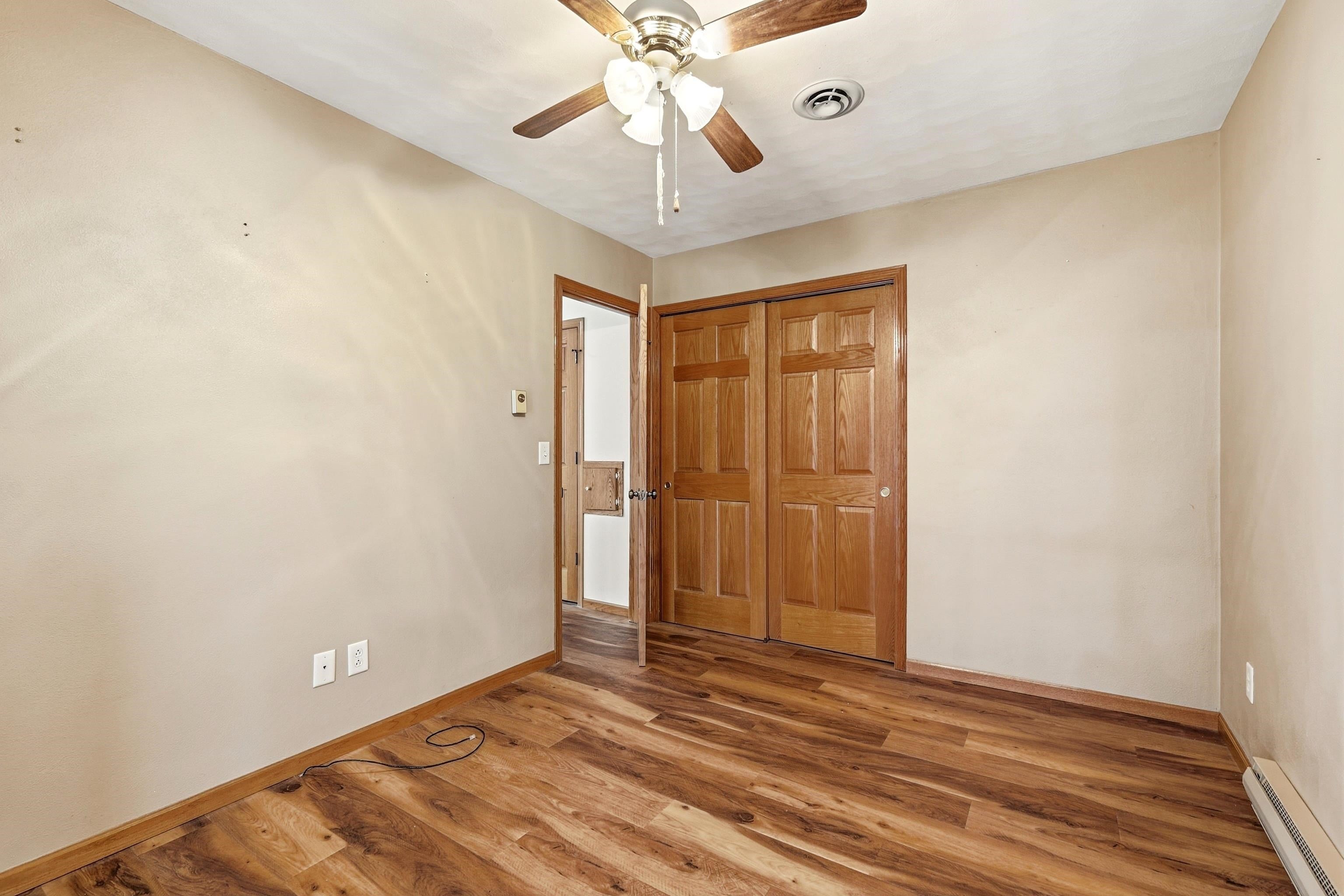 19468 3rd Route Durango, IA 52039 - Photo 12 of 33 Gallery Image 12