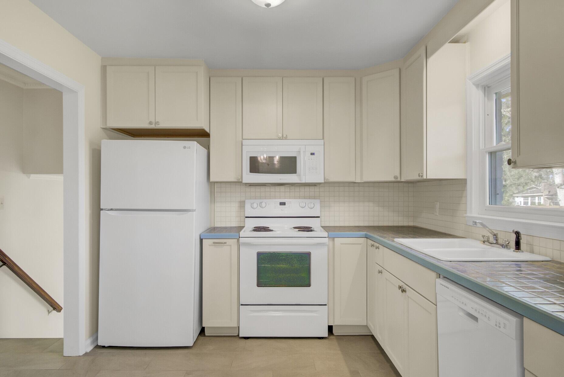 1842 Stonehedge Road Charleston, SC 29407 - Photo 13 of 40 17_17_mls