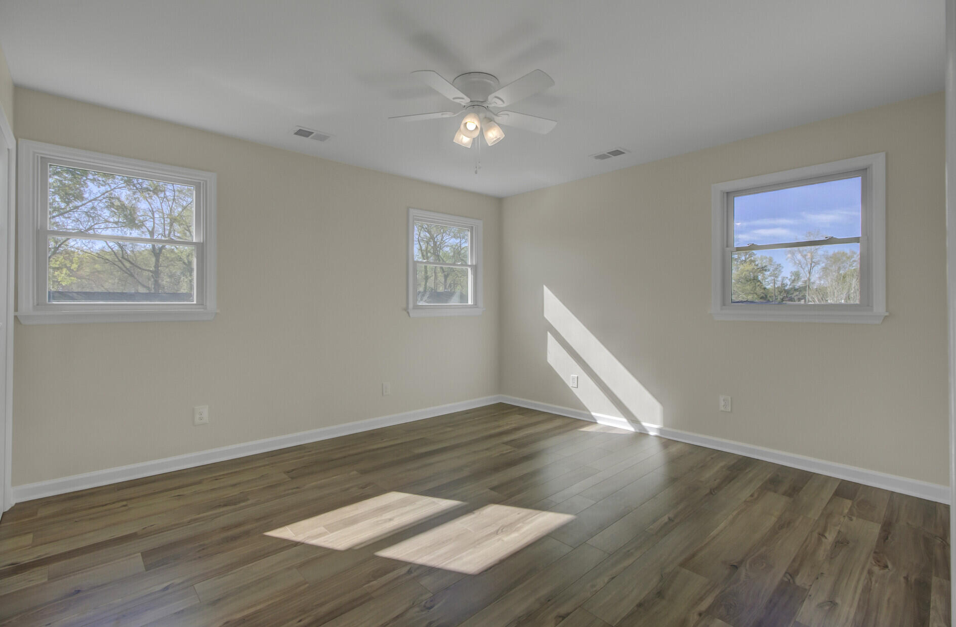 1842 Stonehedge Road Charleston, SC 29407 - Photo 19 of 40 27_27_mls