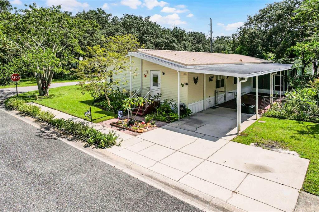 14228 Mistletoe Way Astatula, FL 34705 - Photo 31 of 41