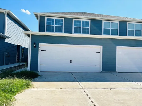 $1,695 | 229 Marsh Lane, Princeton, TX 75407